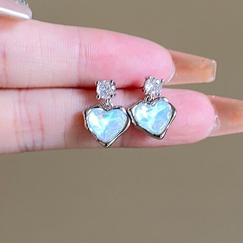 Elegant Earring for Every Occasion