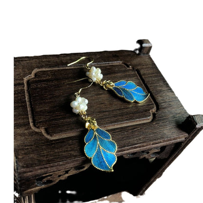 Charming Pearl Earring for Any Occasion