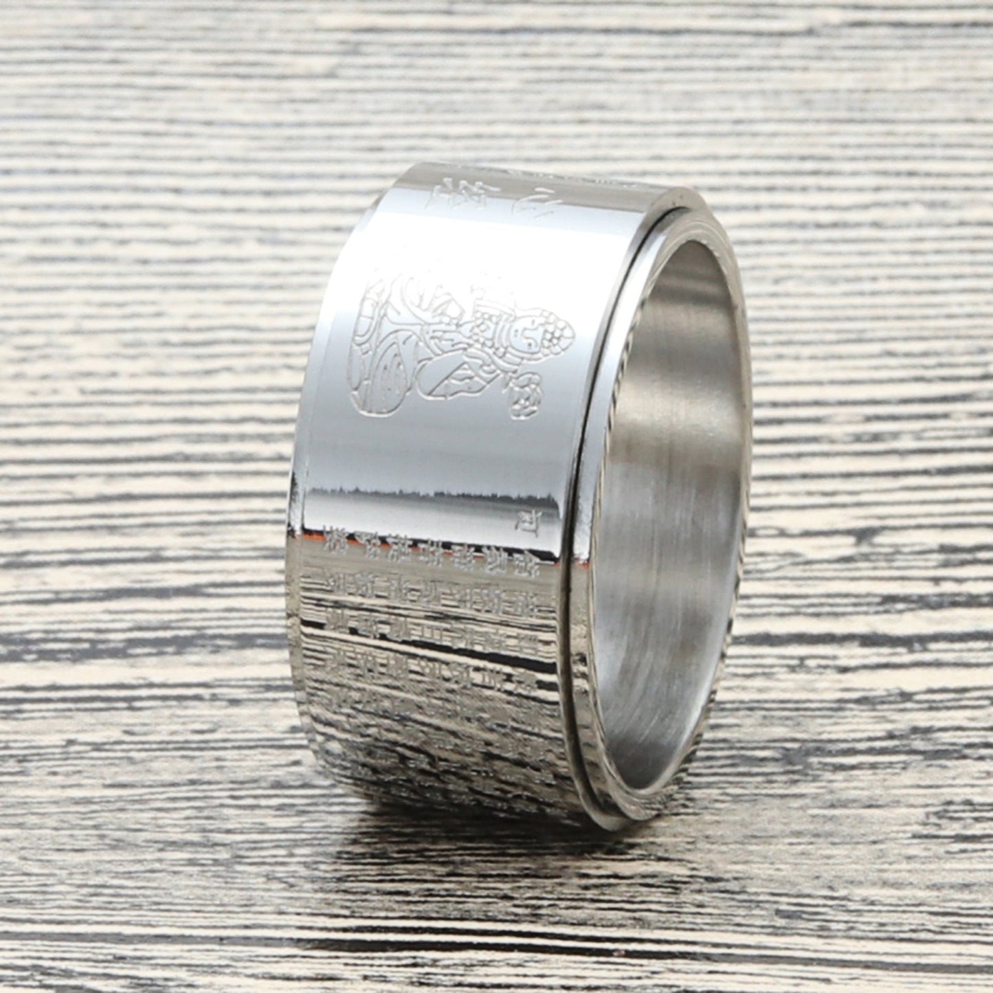 Classic Ring with Timeless Appeal