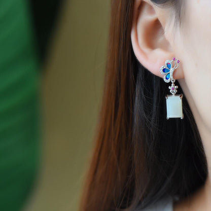 Elegant Silver Earring for Every Occasion