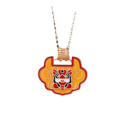 Beautiful Gold Necklace with Unique Style