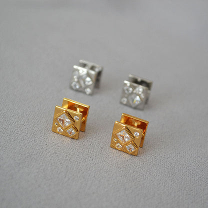 Beautiful Gold Earring with Unique Style