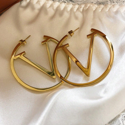 Beautiful Earring with Unique Style