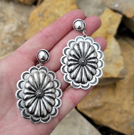 Stunning Earring for Daily Wear