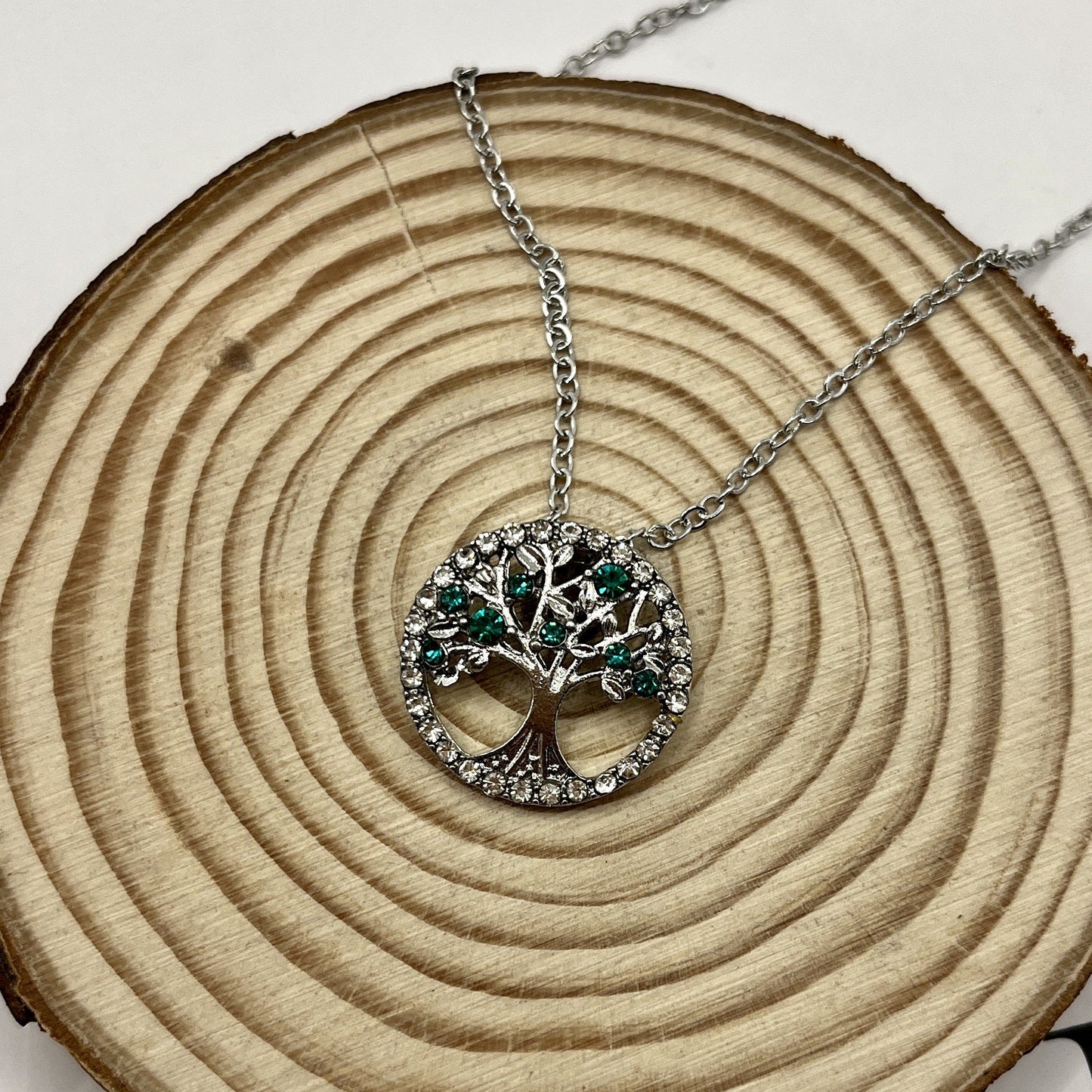 Classic Necklace with Timeless Appeal