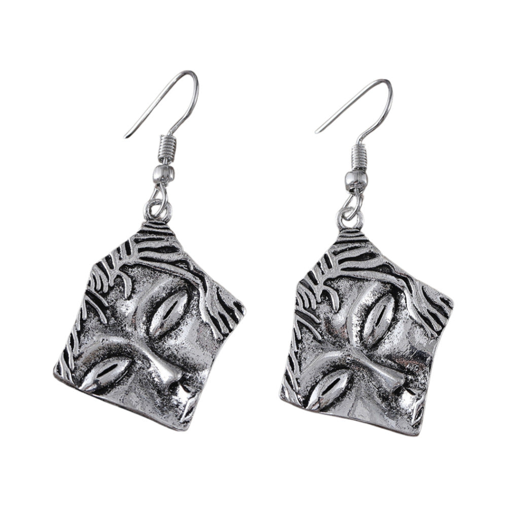 Charming Earring for Any Occasion
