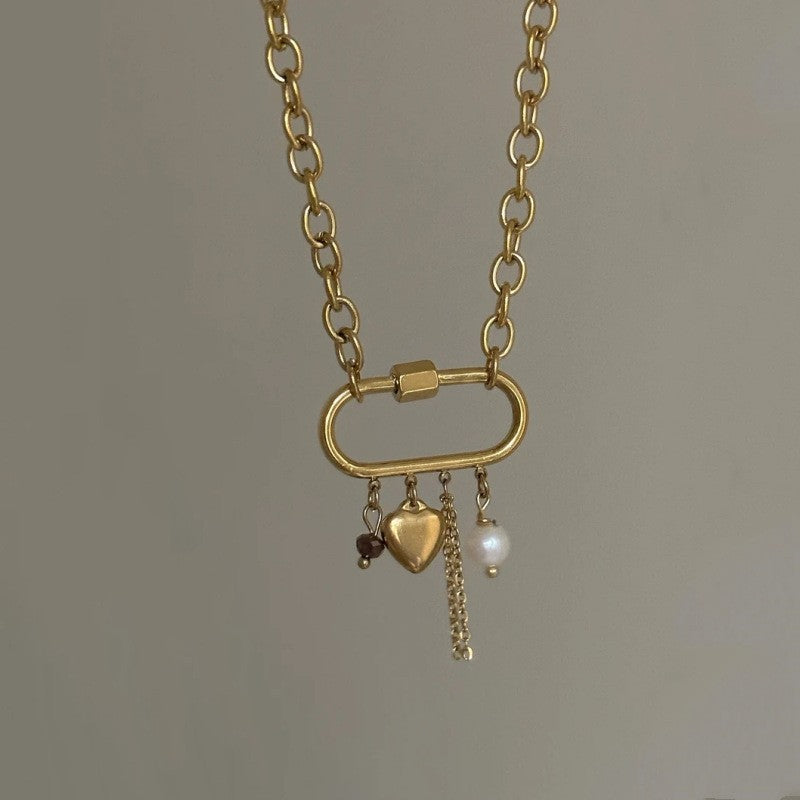 Romantic Pearl Necklace for Special Moments