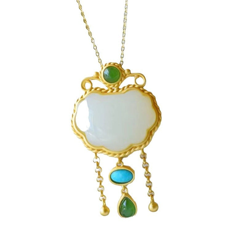 Romantic Gold Pendant for Special Moments