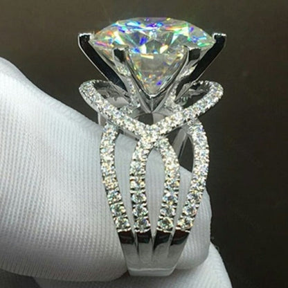 Beautiful Ring with Unique Style