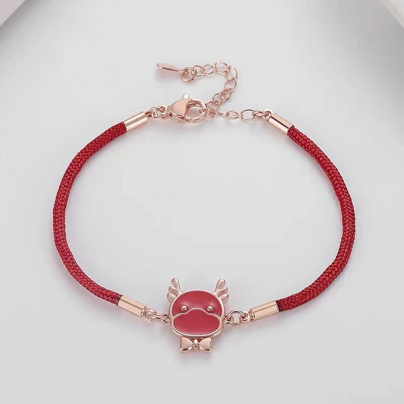 Charming Silver Bracelet for Any Occasion