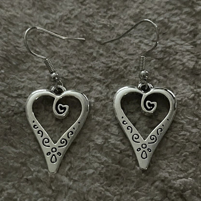Charming Earring for Any Occasion