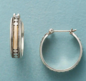 Charming Earring for Any Occasion