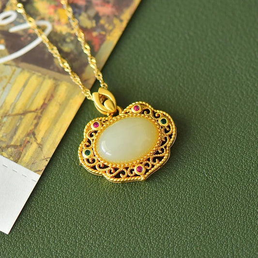 Elegant Gold Necklace for Every Occasion