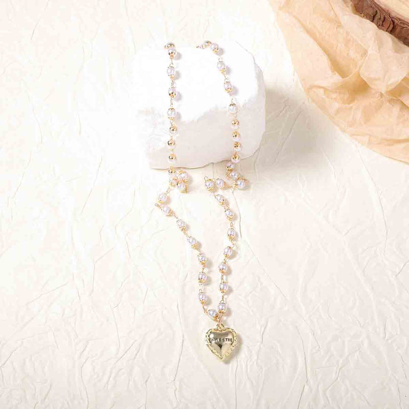 Charming Pearl Necklace for Any Occasion