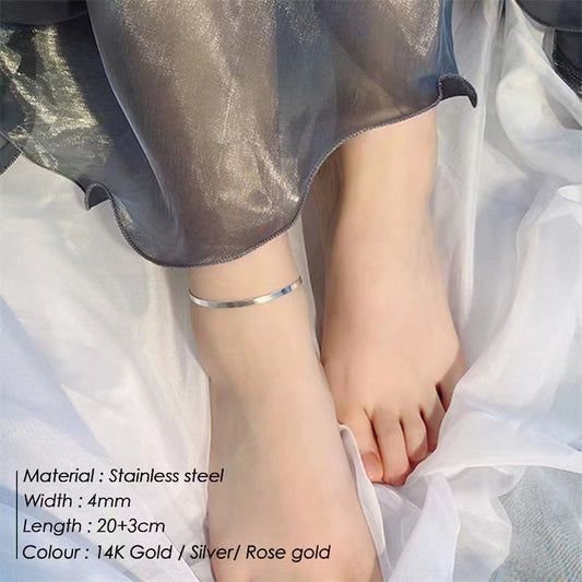 Romantic Gold Anklet for Special Moments