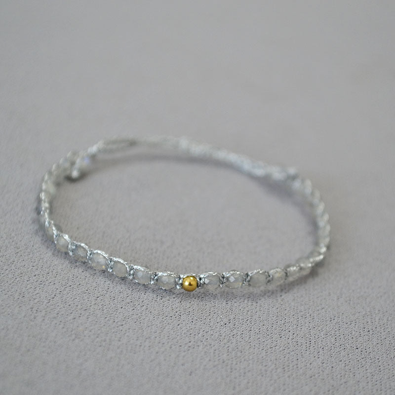 Beautiful Gold Bracelet with Unique Style