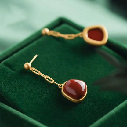 Beautiful Gold Earring with Unique Style