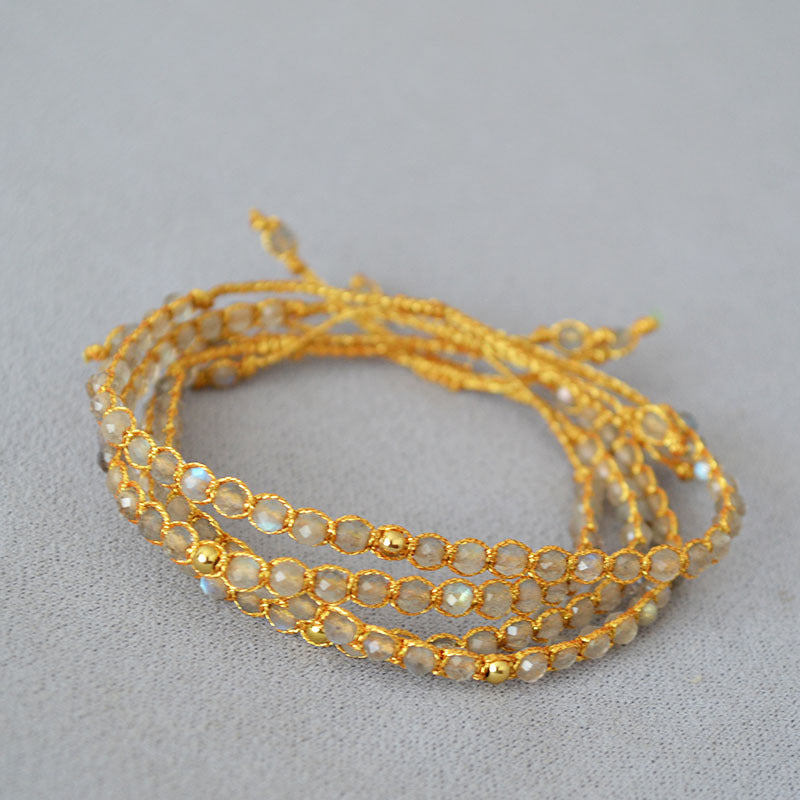Charming Gold Bracelet for Any Occasion