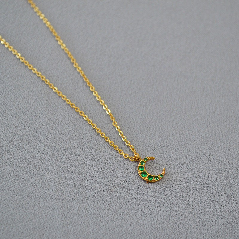 Beautiful Gold Necklace with Unique Style