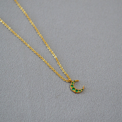 Beautiful Gold Necklace with Unique Style