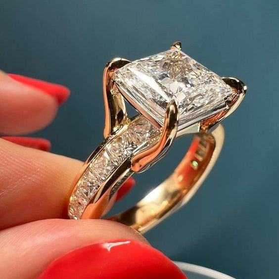 Beautiful Ring with Unique Style