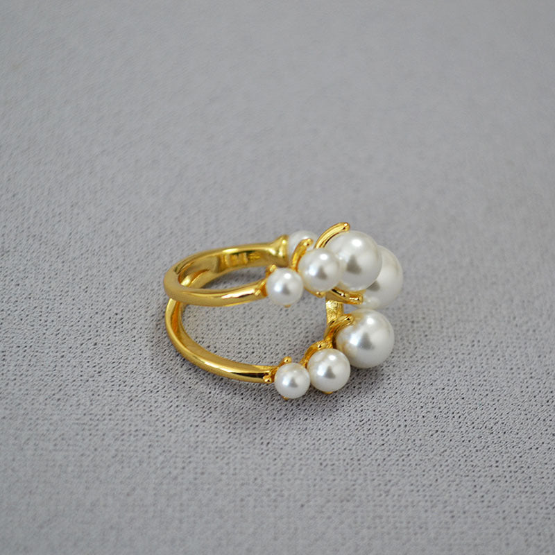 Beautiful Gold Ring with Unique Style