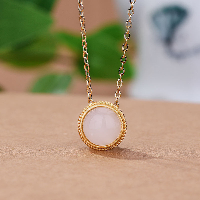 Elegant Gold Necklace for Every Occasion