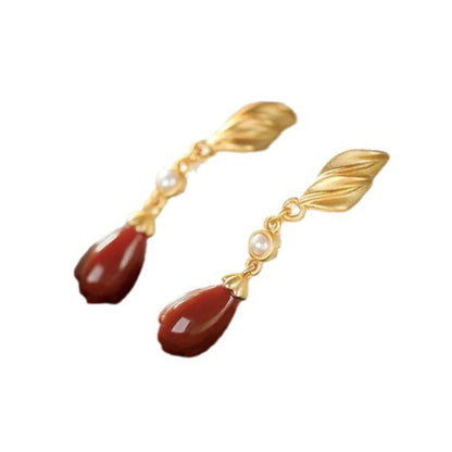 Beautiful Silver Earring with Unique Style