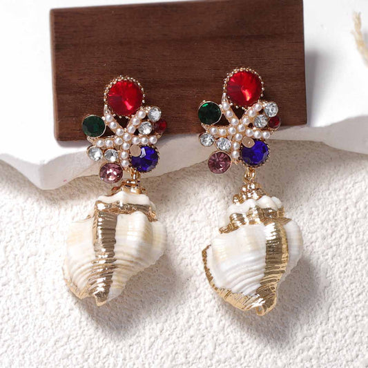 Beautiful Pearl Earring with Unique Style