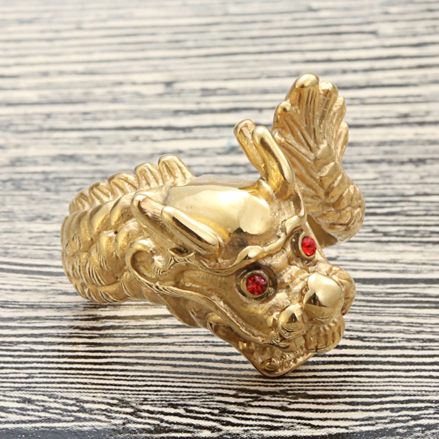 Classic Ring with Timeless Appeal