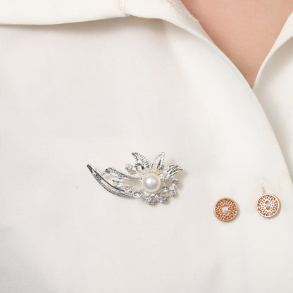 Romantic Pearl Piece for Special Moments