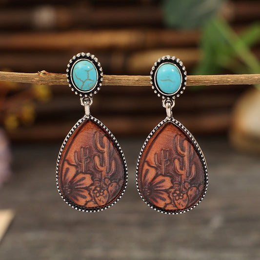 Classic Earring with Timeless Appeal