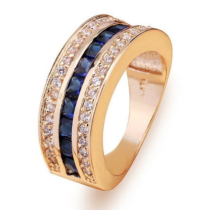 Classic Gold Ring with Timeless Appeal