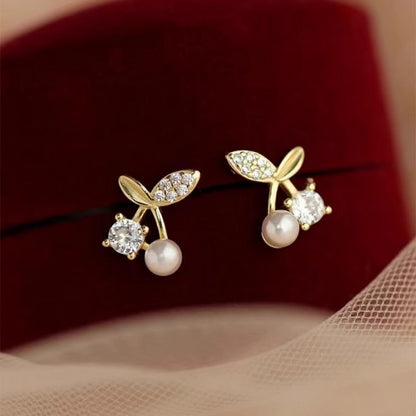 Romantic Pearl Earring for Special Moments