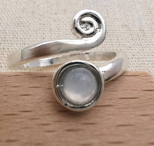Elegant Silver Ring for Every Occasion