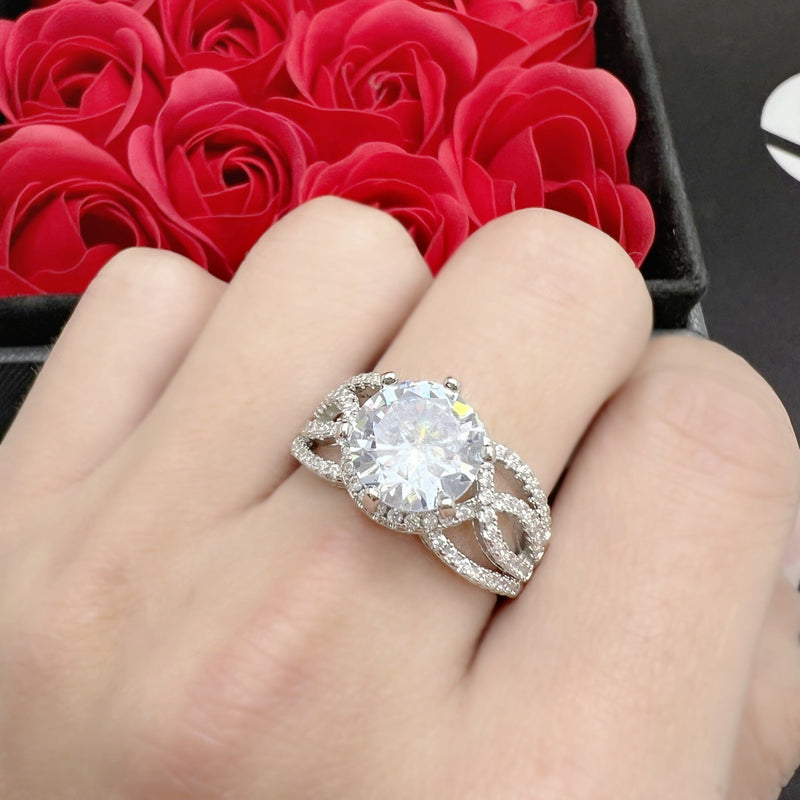 Beautiful Ring with Unique Style