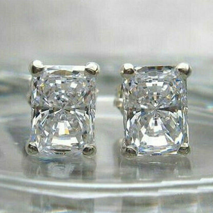 Delicate Artisan Gold Earring