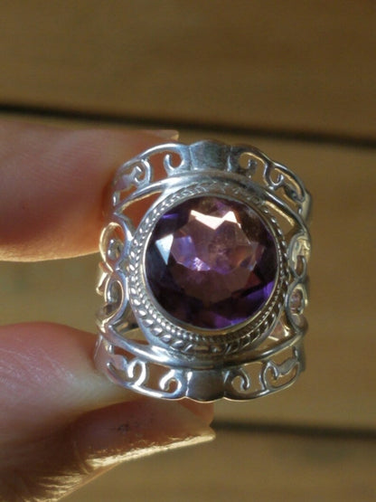 Charming Ring for Any Occasion