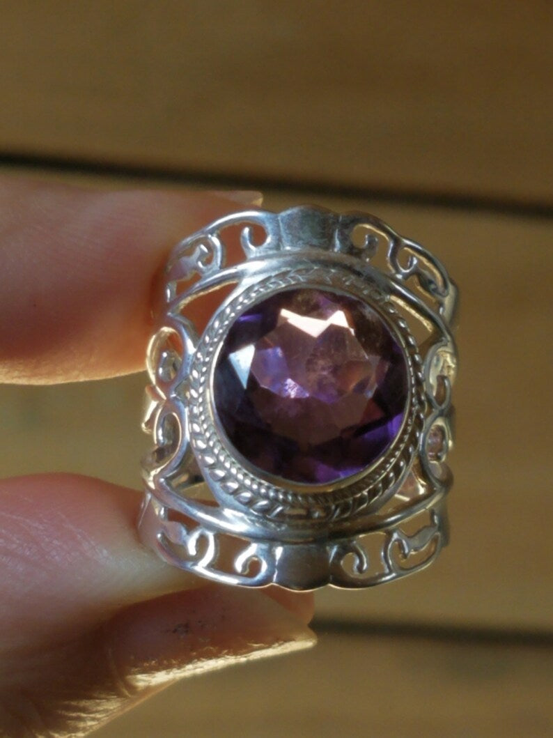 Charming Ring for Any Occasion