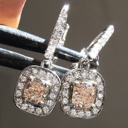 Charming Piece for Any Occasion