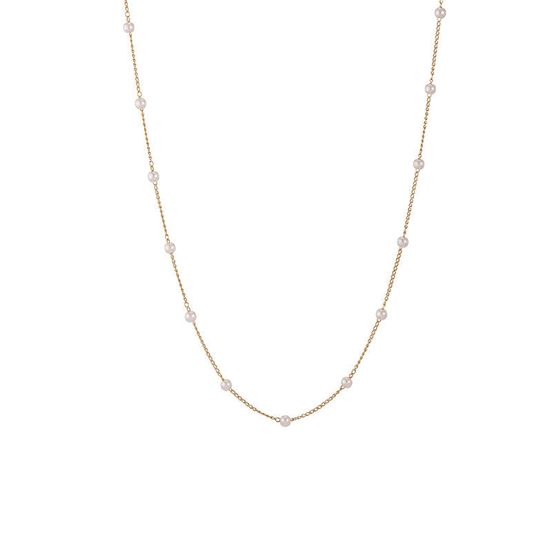Beautiful Pearl Necklace with Unique Style