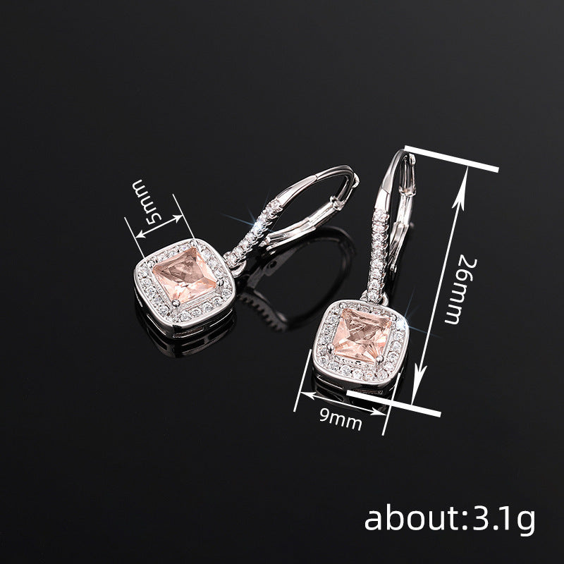 Charming Piece for Any Occasion