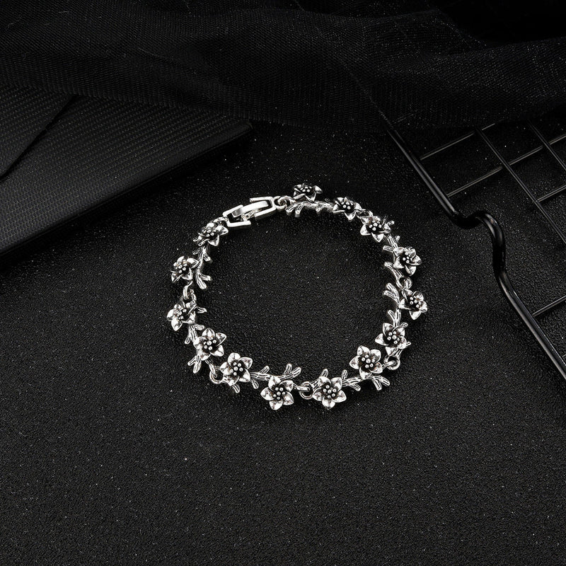 Classic Bracelet with Timeless Appeal