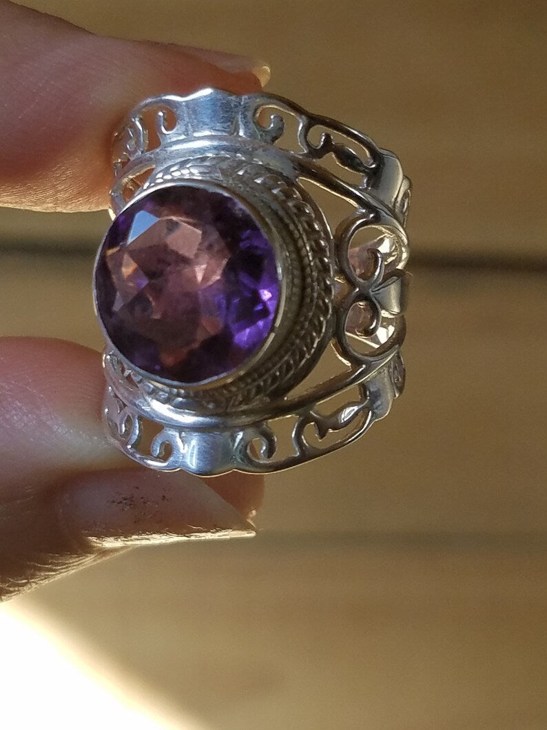 Charming Ring for Any Occasion
