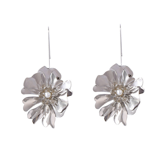 Charming Piece for Any Occasion