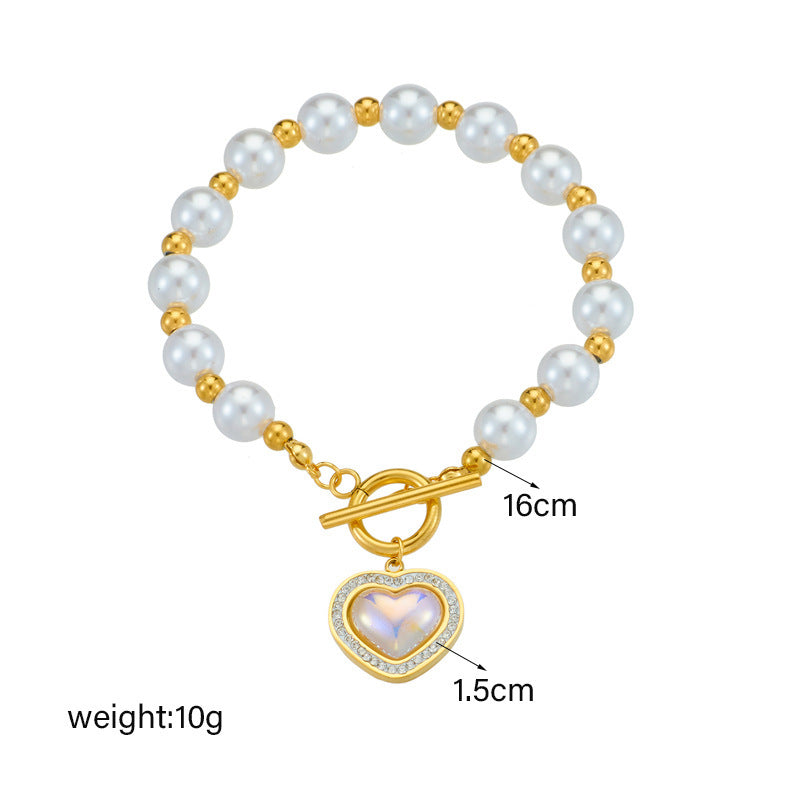 Beautiful Pearl Bracelet with Unique Style