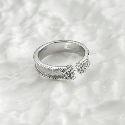 Classic Ring with Timeless Appeal
