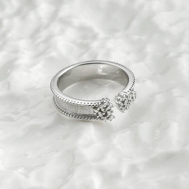 Classic Ring with Timeless Appeal