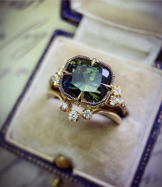 Charming Gold Ring for Any Occasion