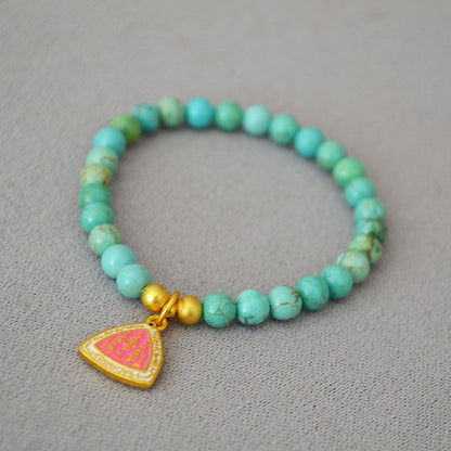 Romantic Gold Bracelet for Special Moments